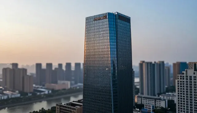 行业信息分析如何影响平台选型决策,处理方向需结合性能与适用条件
